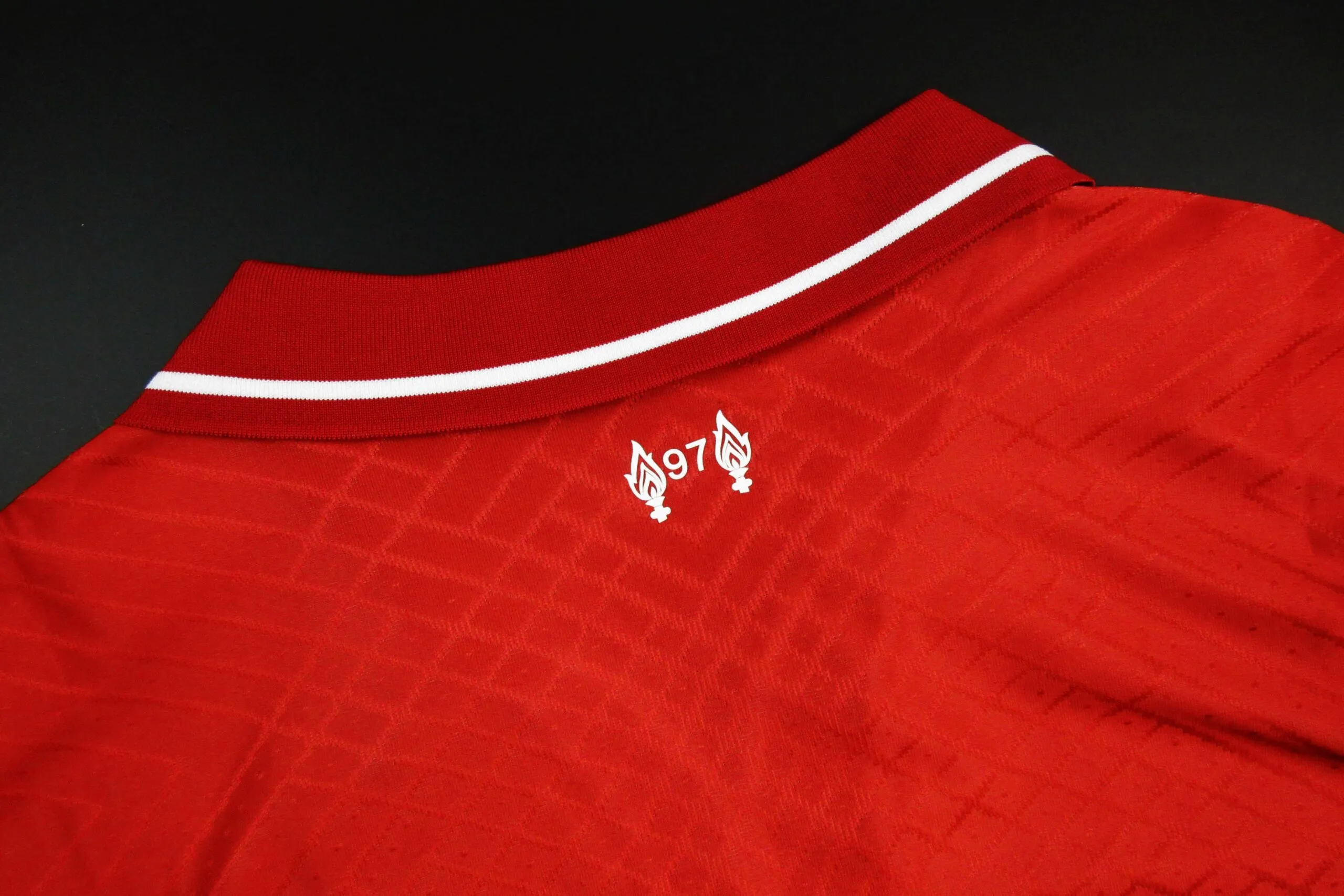 Camiseta Liverpool 2023-2024 x Converse – Version Pro Player