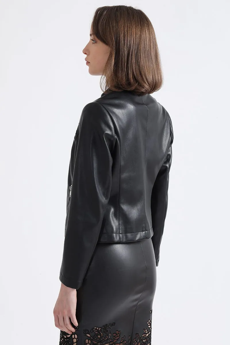 CHAQUETA BORDADO RICHELIEU, EFECTO CUERO, NEGRO