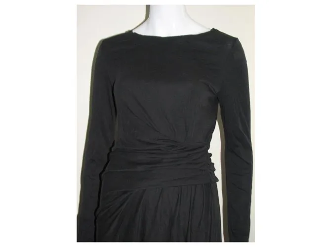 Marc Cain Vestido negro con drapeado 