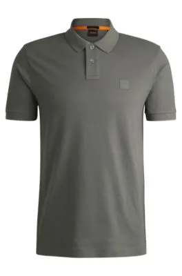 Polo slim fit de algodón elástico con parche de logo