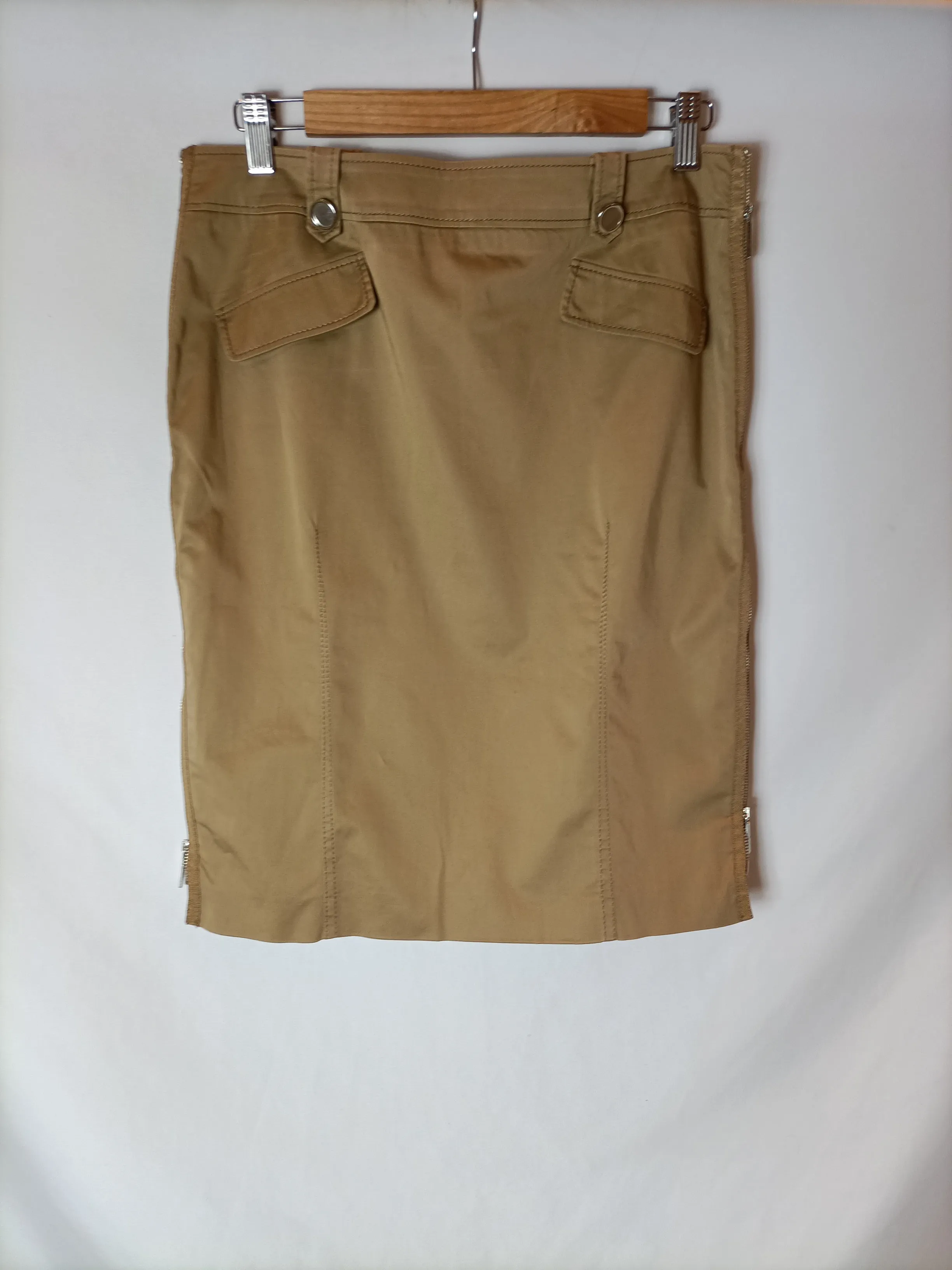 ROBERTO VERINO. Falda cremalleras camel T.M (TARA)