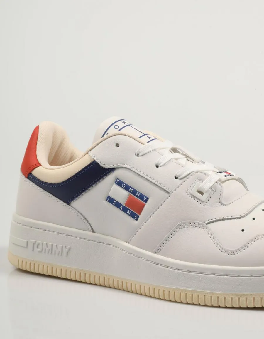  sneakers TOMMY HILFIGER Tjm en White 82858