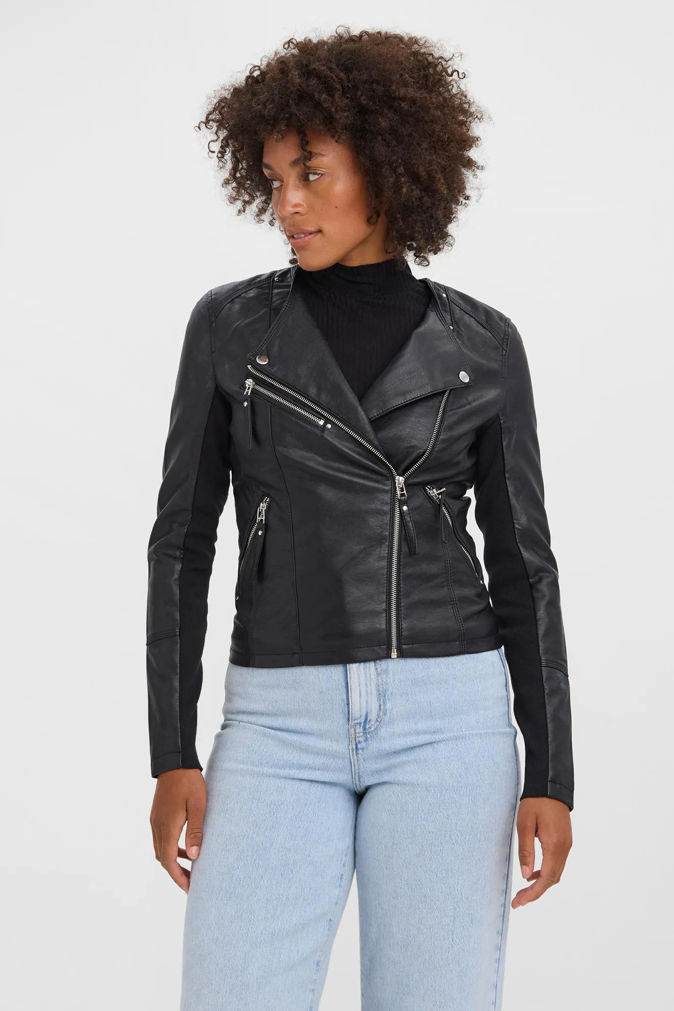 Vero Moda Chaqueta corta de mujer