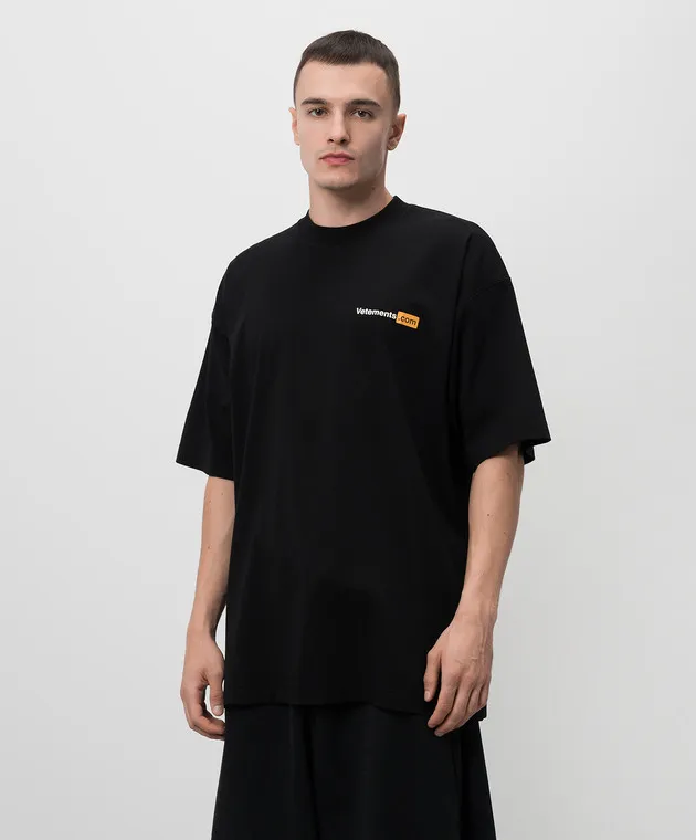 Vetements Black t-shirt with logo print